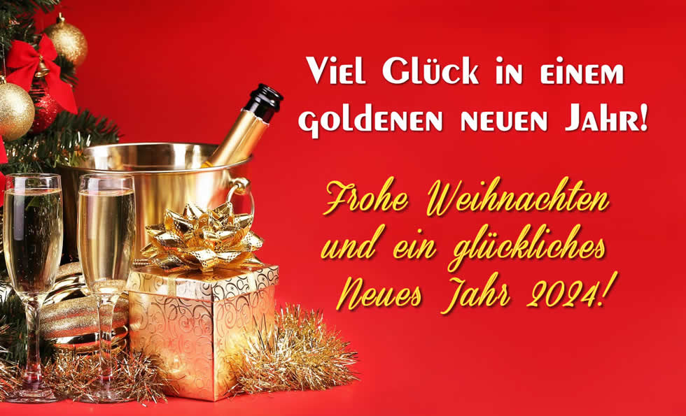 Bild a roter Hintergrund mit Gläsern, Flasche Champagner, Neujahrsgeschenken und Satz, zum für Neujahrsgrüße des Jahres zu senden